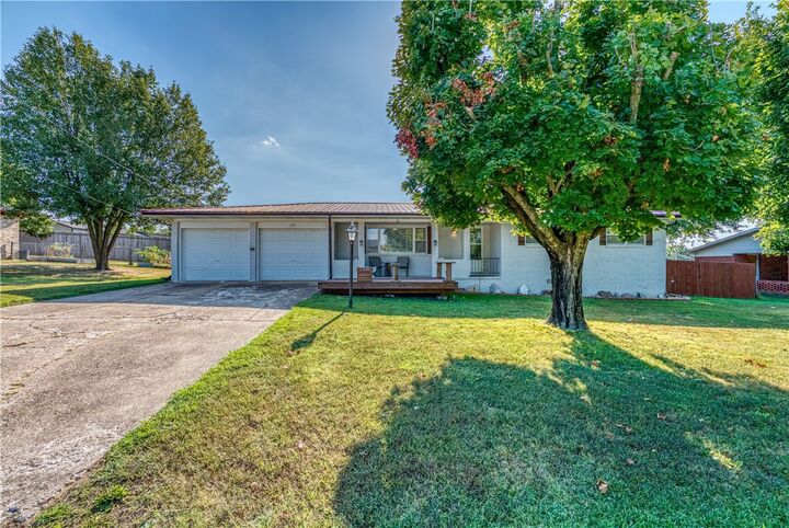 Property Photo: 115 Russell Drive AR 72601