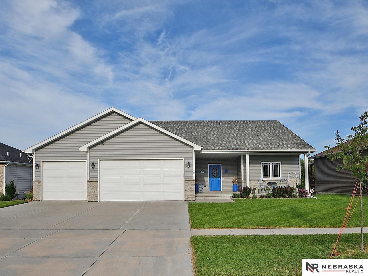 Property Photo: 1601 NW 52nd Street NE 68528