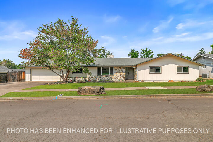 1917 Hybiscus Street  Medford OR 97504 photo