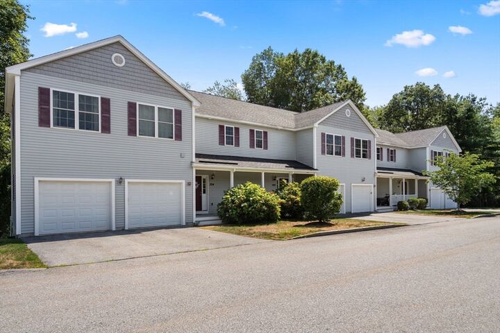 Property Photo:  90 Rangeway Road 303  MA 01862 
