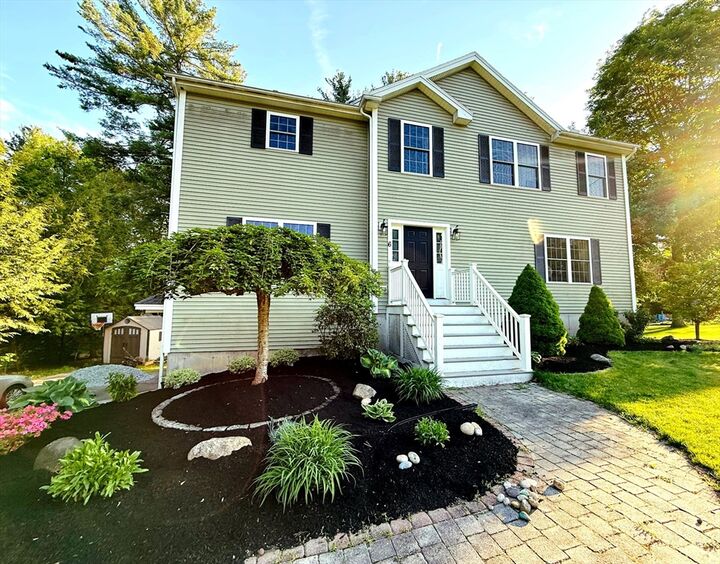 Property Photo:  6 Chester Avenue  MA 01803 