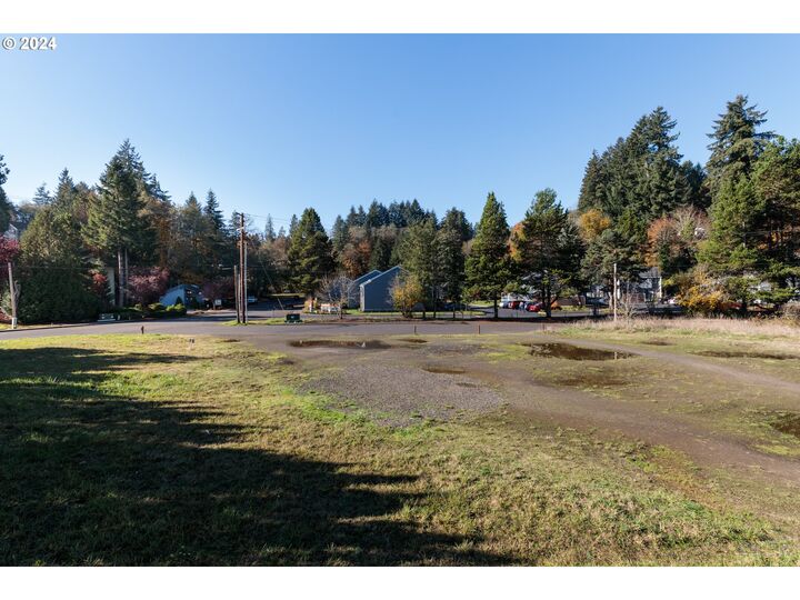 Property Photo: SW Bel Air Dr OR 97016