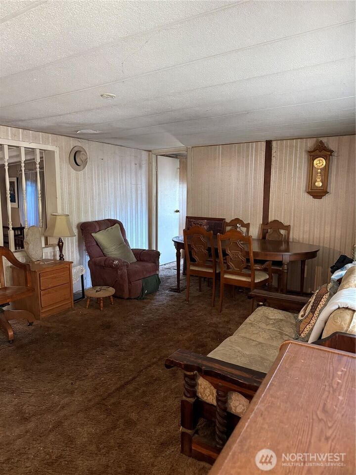 Property Photo:  20016  65th Avenue E  WA 98386 