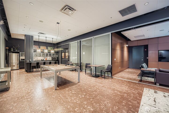 Property Photo: 3104 Western Ave 521 WA 98121