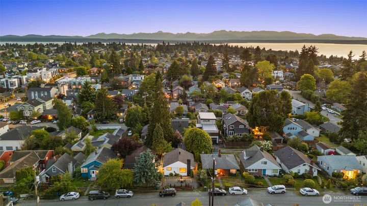 Property Photo: 8535 16th Avenue NW WA 98117