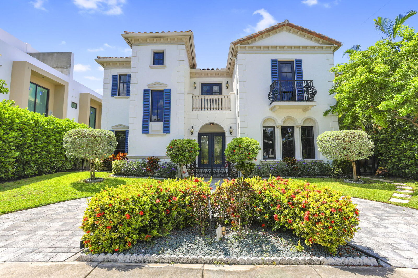 Property Photo:  1020 Miramar Drive A  FL 33483 