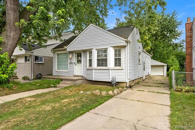 Property Photo: 3333 Dudley Street MI 48124