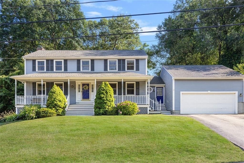 Property Photo:  7 Crestwood Lane  RI 02865 