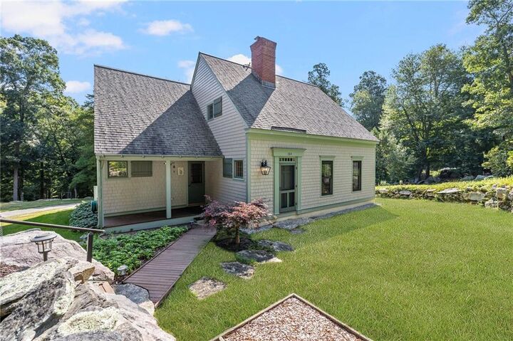 184 Field Stone Lane  Tiverton RI 02878 photo