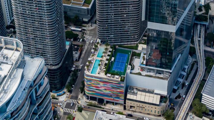 Property Photo: 801 S Miami Ave 4405 FL 33130