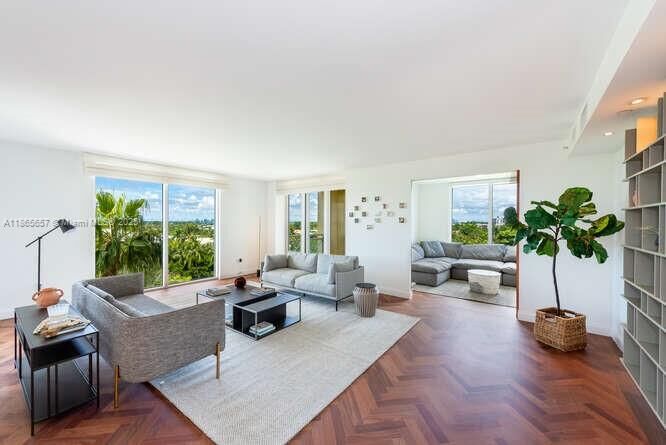 Property Photo: 445 Grand Bay Dr 602 FL 33149