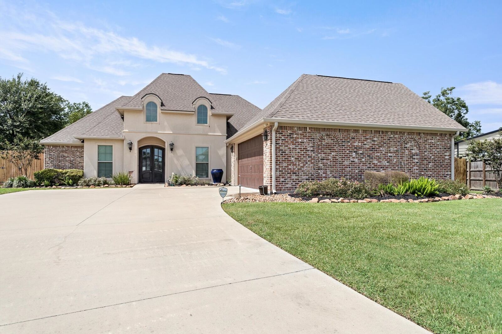 Property Photo: 470 Bryant Blvd TX 77611