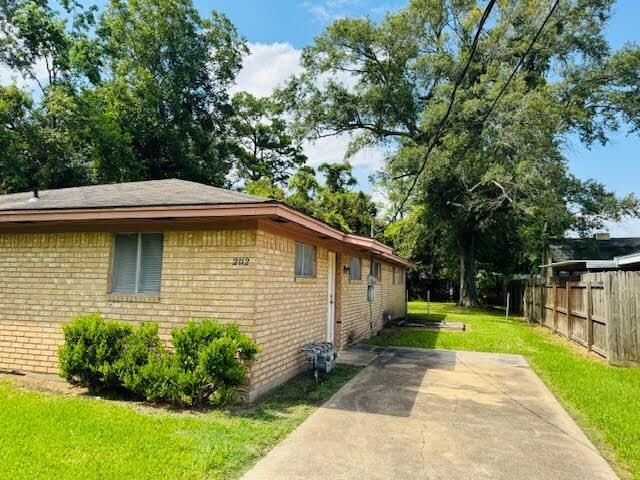 Property Photo: 2112 &Amp 2114 Houston TX 77630
