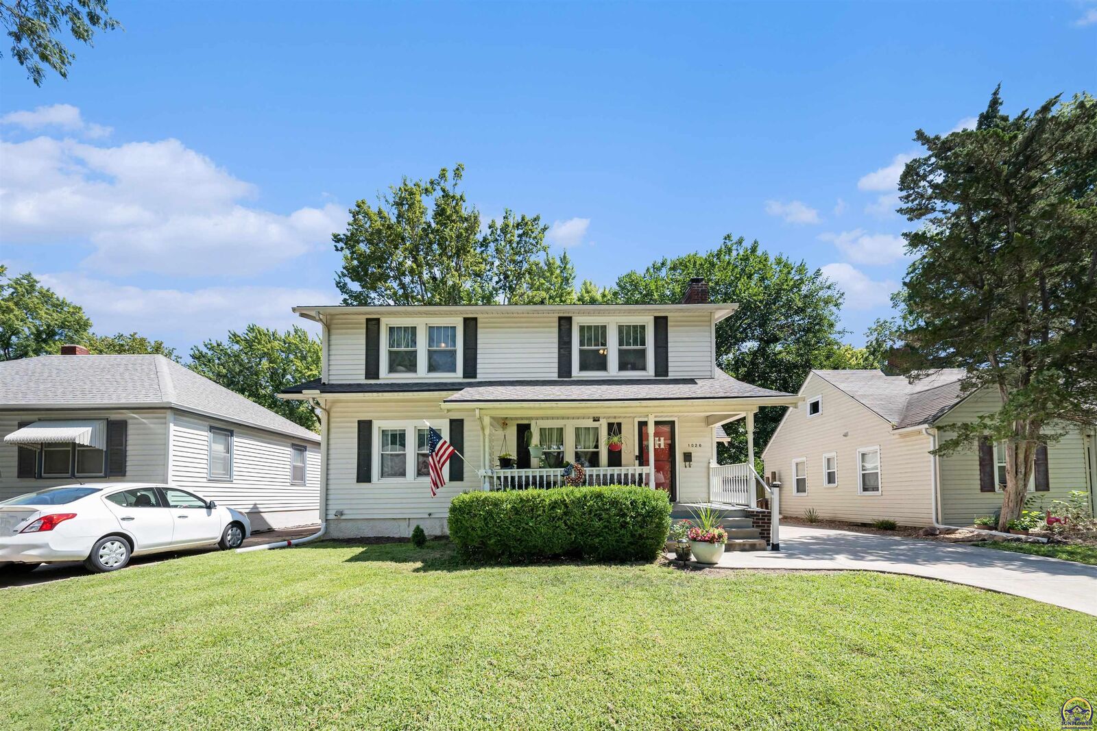 Property Photo:  1026 SW Webster Ave  KS 66604