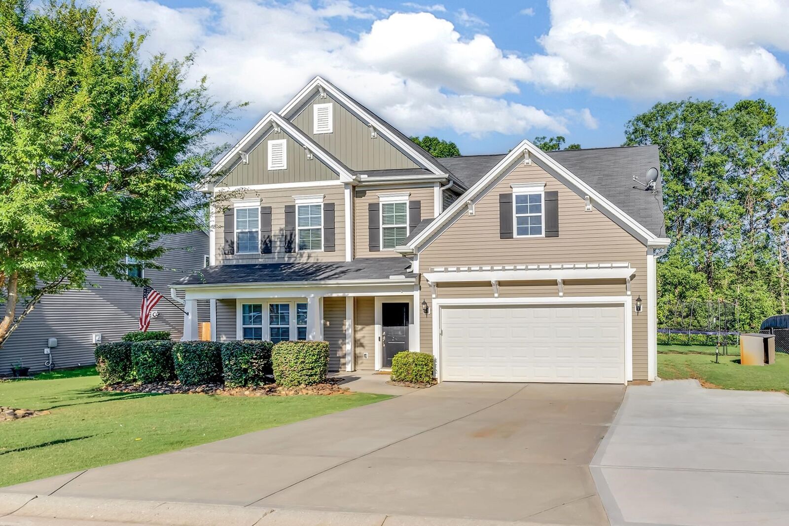 Property Photo: 243 Castleton Circle SC 29316