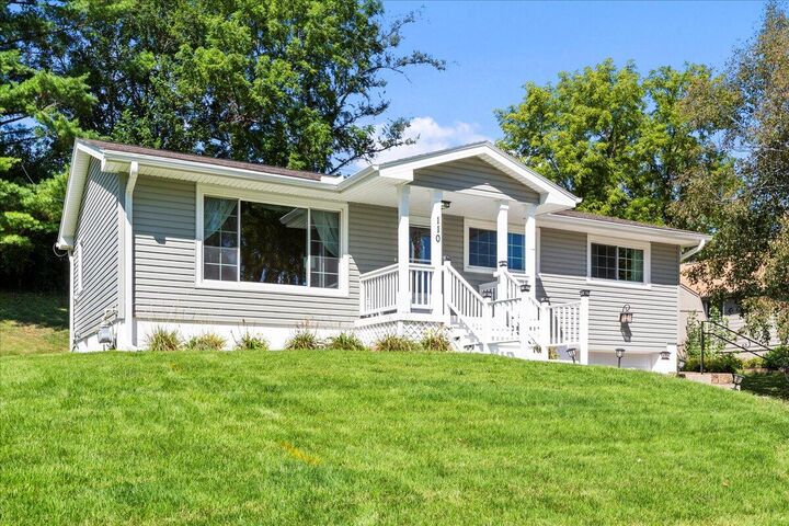 Property Photo: 110 Wilshire Avenue IA 51503