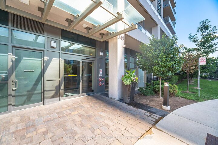 Property Photo: 349 Rathburn Road W 108 ON L5B 0G9