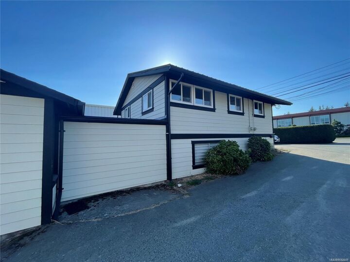 Photo de la propriété: 1934 Northfield Rd BC V9S 3B5