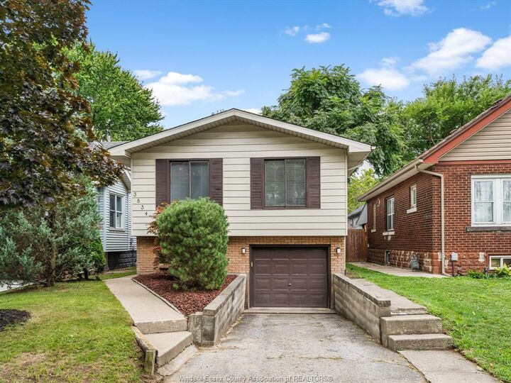 Property Photo:  3834 Montcalm Street  ON N9E 2A9 