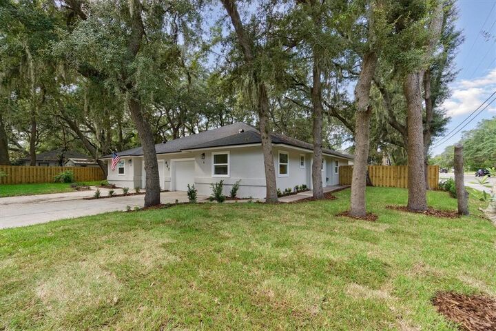 Property Photo:  427 14th  Unit A Street  FL 32034 