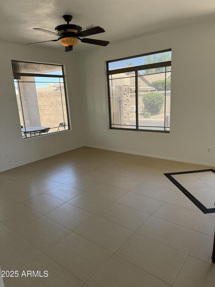 Property Photo: 782 S Bedford Drive AZ 85225