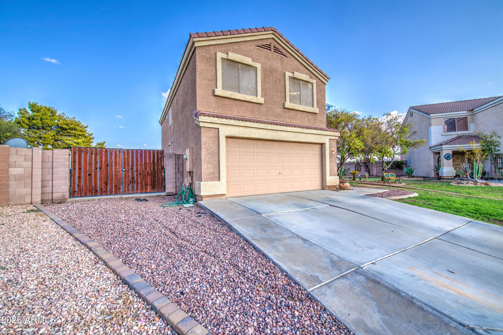 Property Photo: 8905 W Verde Lane AZ 85037