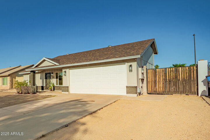 Property Photo:  1425 N Ironwood Street  AZ 85234 