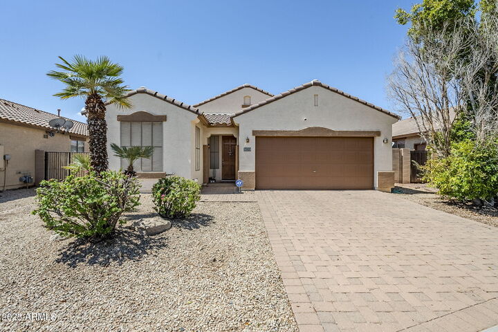 Property Photo:  10233 W Cordes Road  AZ 85353 