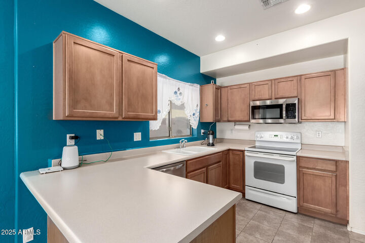 Property Photo:  2324 S 88th Drive  AZ 85353 