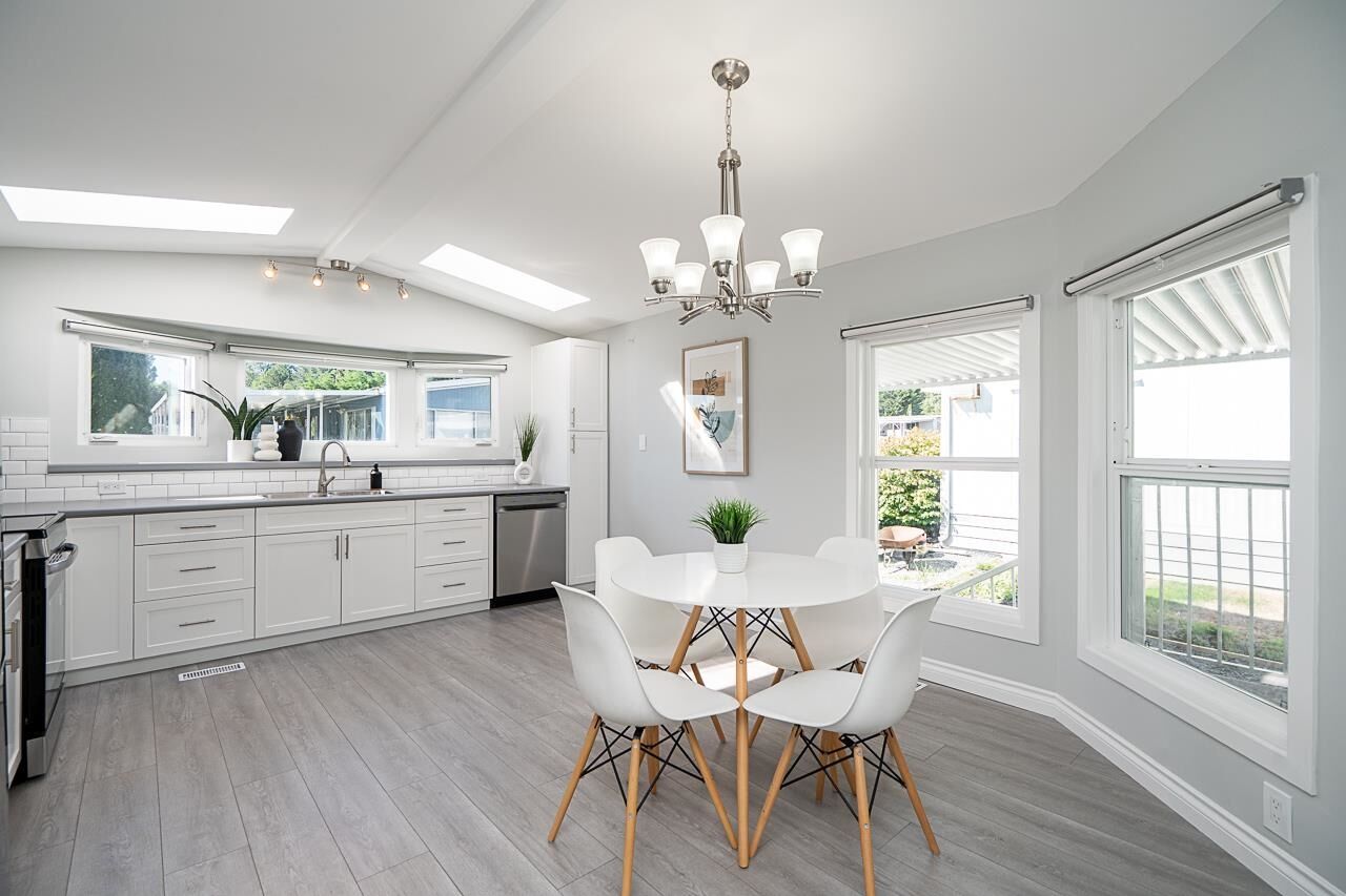 Property Photo: 8254 134 Street 69 BC V3W 6M2