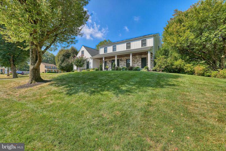 Property Photo: 833 Winthrop Drive PA 19067