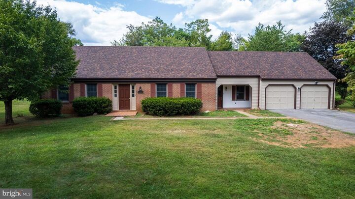 Property Photo:  1129 Lost Road  WV 25403 