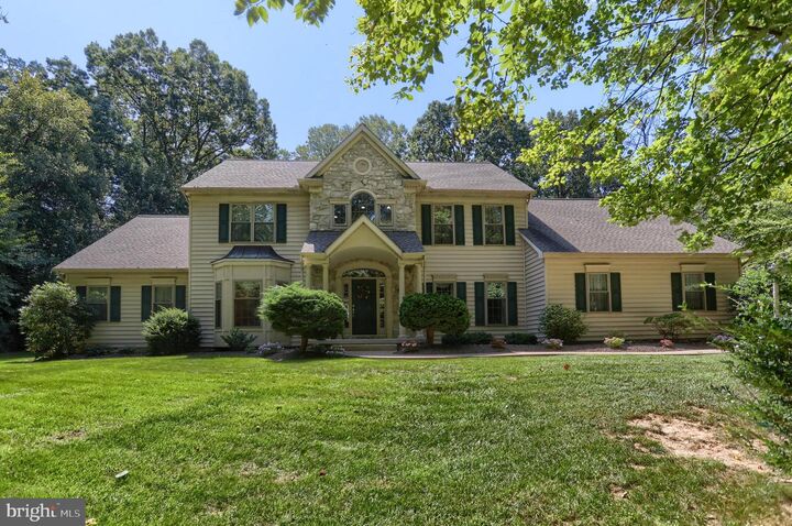 65 Deerfield Drive  Pequea PA 17565 photo