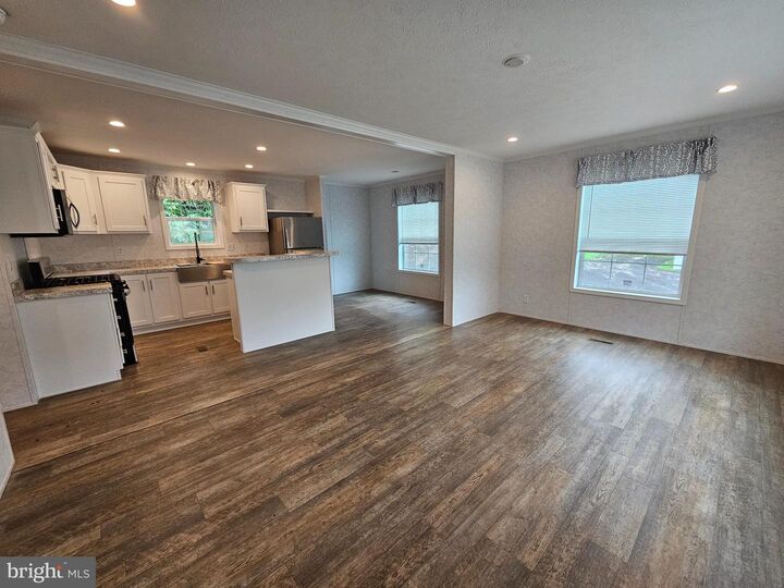 Property Photo: 465 Royal Manor Road Lot 4 PA 18042