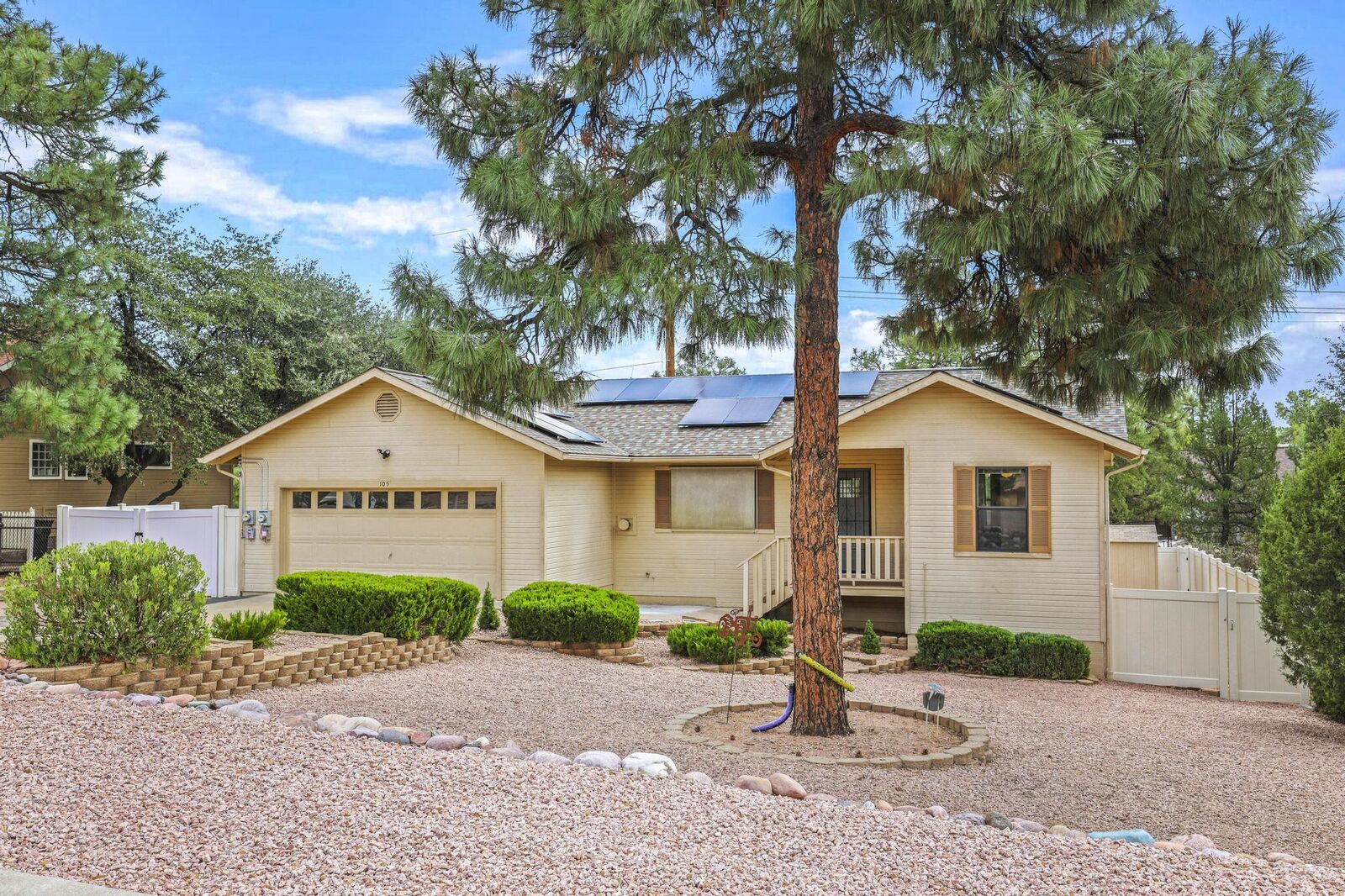 Property Photo: 105 N Mogollon Trail AZ 85541