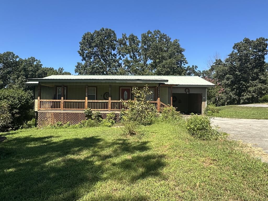 Property Photo: 1489 Smyrna Church Road GA 30705