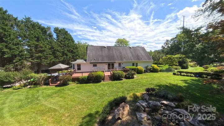 Property Photo: 132 Serenity Circle NC 28792