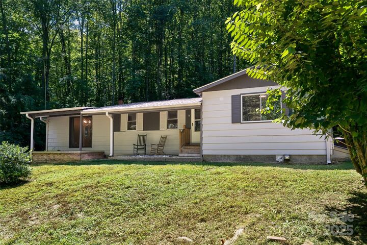 Property Photo:  14 Rachel Fay Drive  NC 28739 