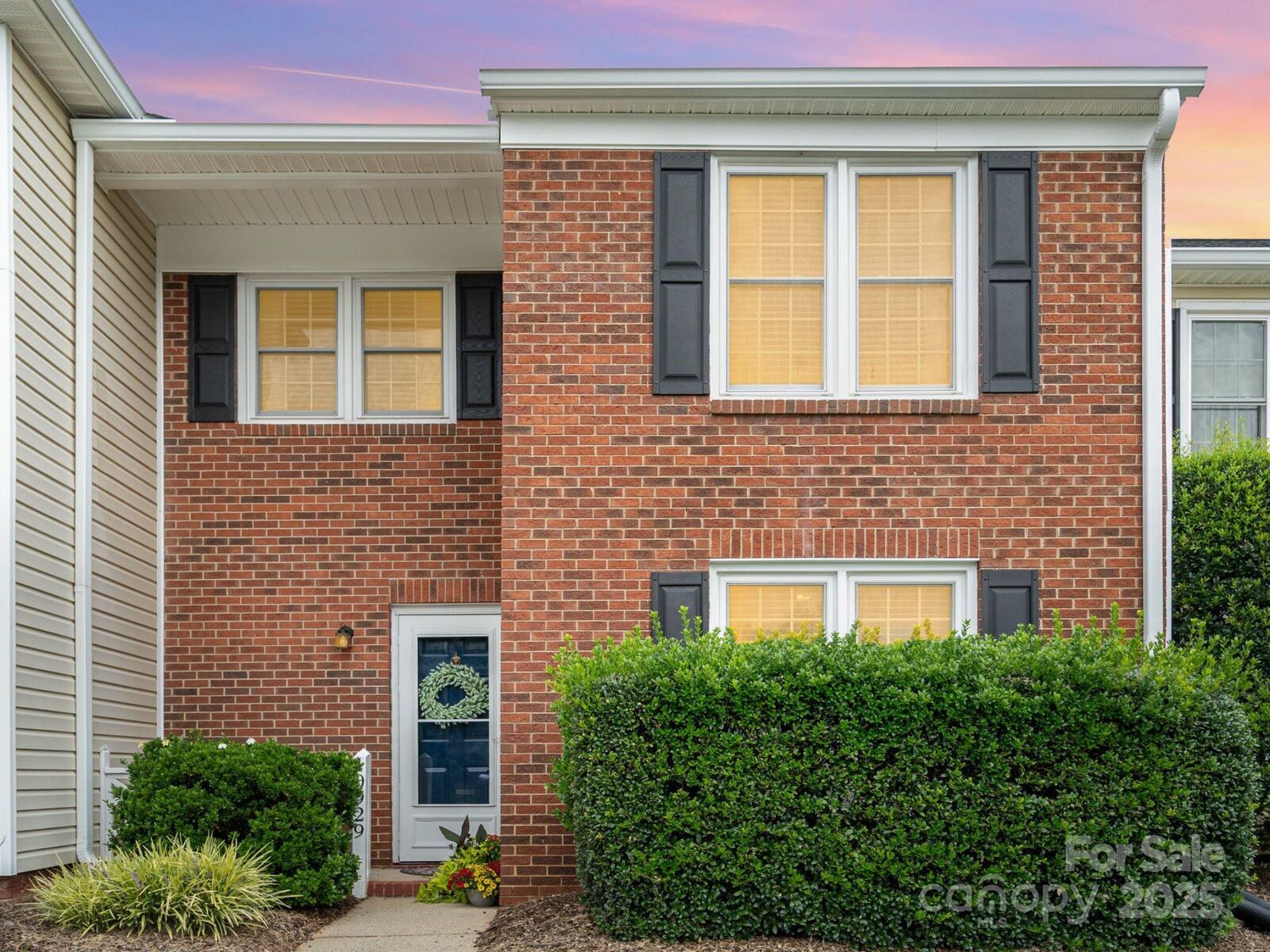 Property Photo:  10929 Winterbourne Court  NC 28277 