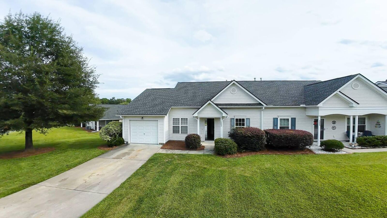 Property Photo: 1253 River Rock Road SC 29410