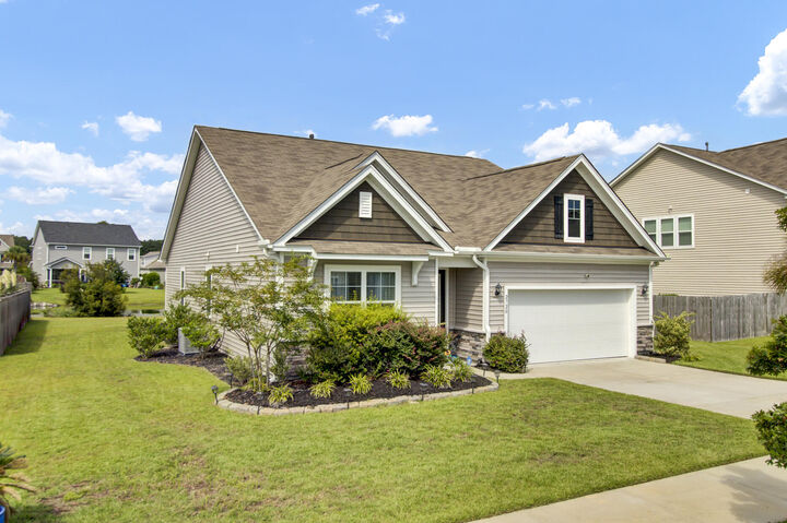 Property Photo:  2720 Harmony Lake Drive  SC 29455 