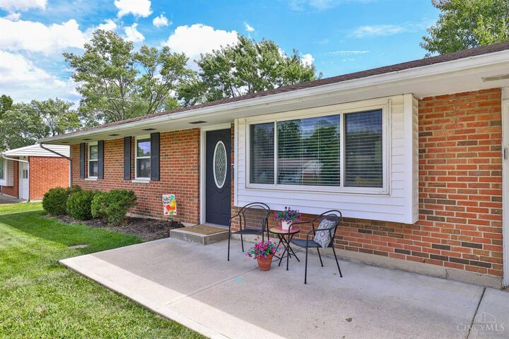 Property Photo:  11907 Lawnview Avenue  OH 45246 