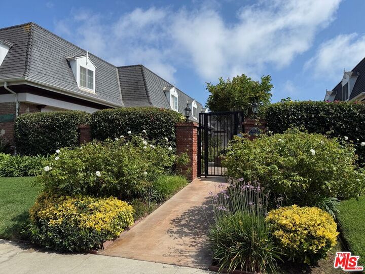 8130 Redlands St  Playa Del Rey CA 90293 photo