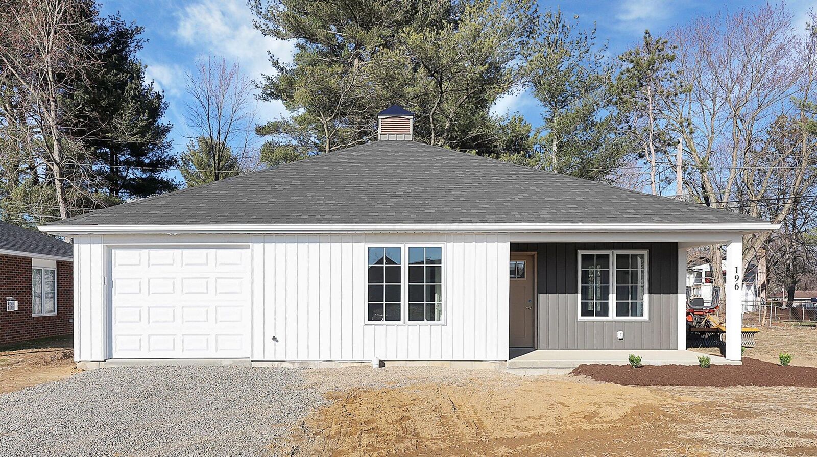 Property Photo: 184 Meadow Drive OH 43055