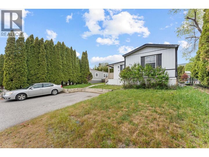 Property Photo: 3381 Village Green Way 28 BC V4T 1L2