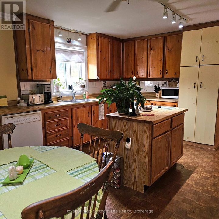 Photo de la propriété:  809 Cameron Road  ON P0H 1V0 