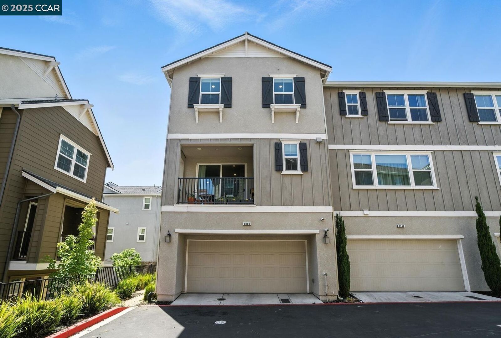Property Photo: 3988 Windsor CA 94568