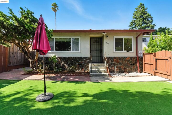 3464 Michael Dr  Redwood City CA 94063 photo