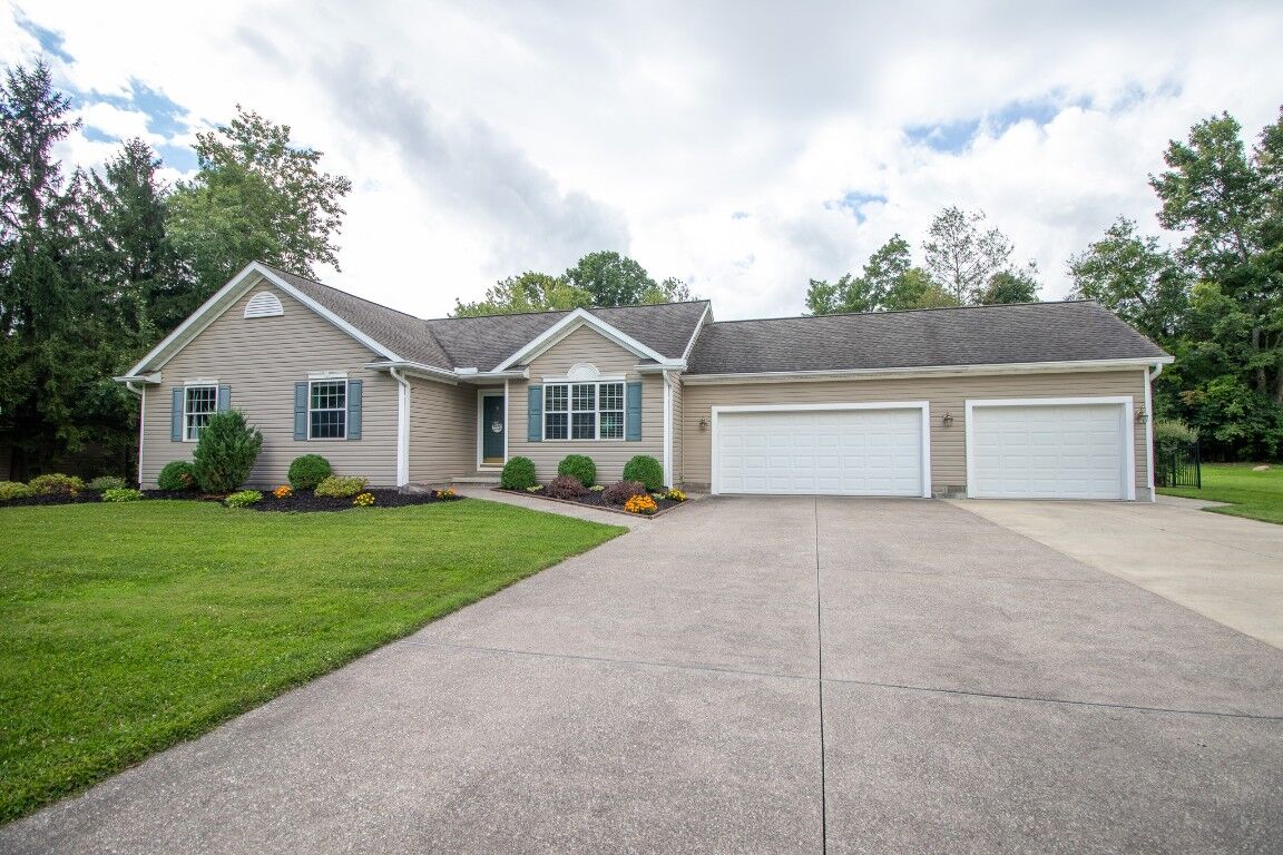 Property Photo: 5463 Woodlawn Drive PA 16412