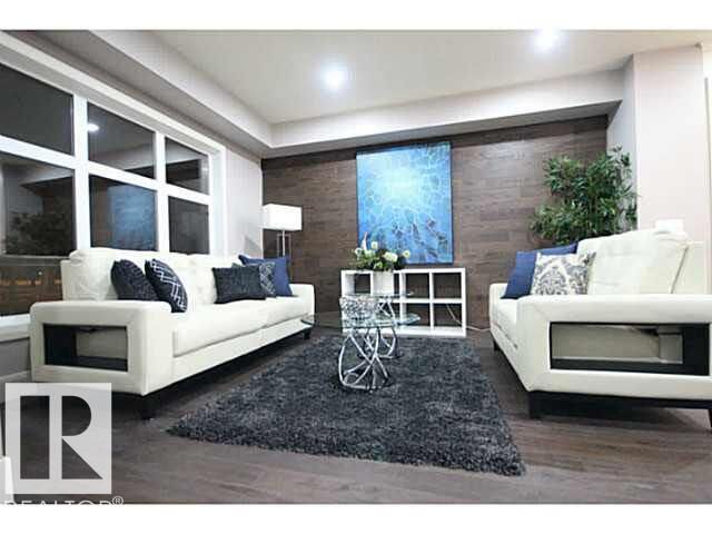 Property Photo: 11333 76 Avenue NW AB T6G 0K3
